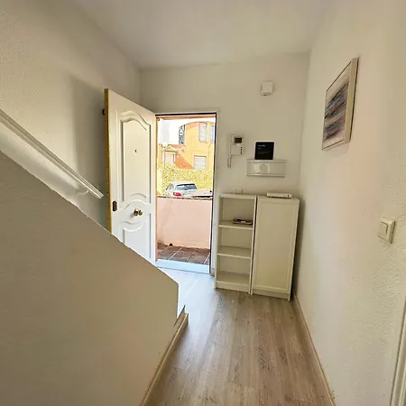 Lägenhet Mira - Casa De 3 Dormitorios, Terrazas, Vistas Al Mar, Parking Privado, Playa A 400 Metros, Centro A 500 Metros *