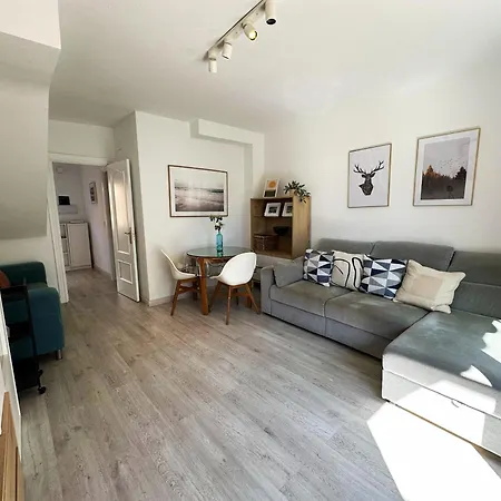 Mira - Casa De 3 Dormitorios, Terrazas, Vistas Al Mar, Parking Privado, Playa A 400 Metros, Centro A 500 Metros Lägenhet *