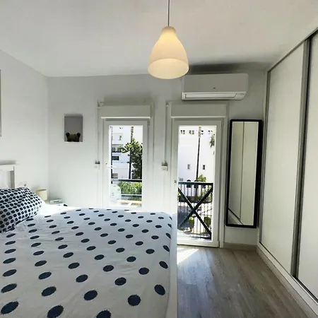 Mira - Casa De 3 Dormitorios, Terrazas, Vistas Al Mar, Parking Privado, Playa A 400 Metros, Centro A 500 Metros Lägenhet *