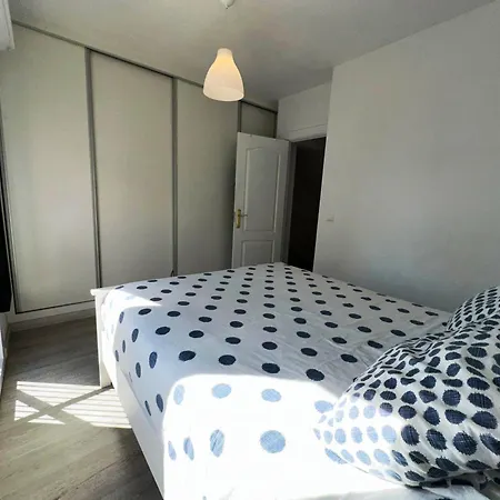 Lägenhet Mira - Casa De 3 Dormitorios, Terrazas, Vistas Al Mar, Parking Privado, Playa A 400 Metros, Centro A 500 Metros Torremolinos